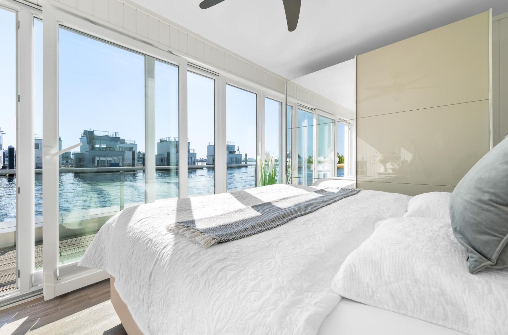 Triton: Meerblick, Sauna, Dachterrasse Olpenitz Exterior photo